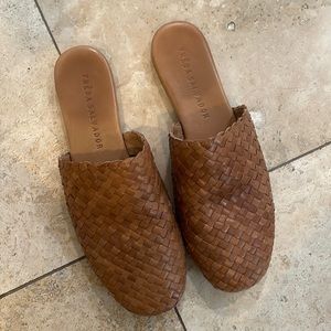 Freda Salvador Mules woven leather brown